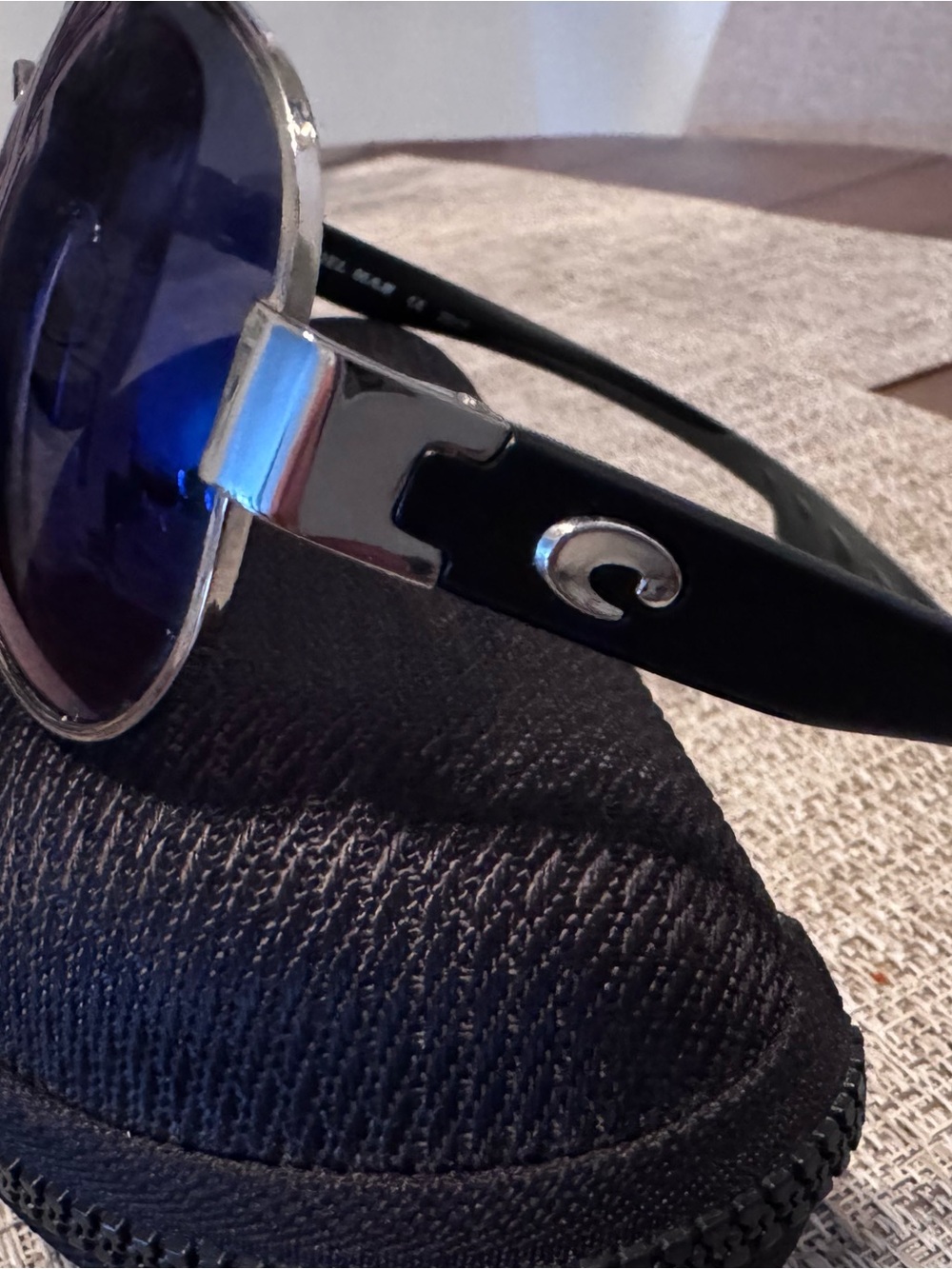 Costa South Point Sunglasses with Blue Mirrored Lenses
